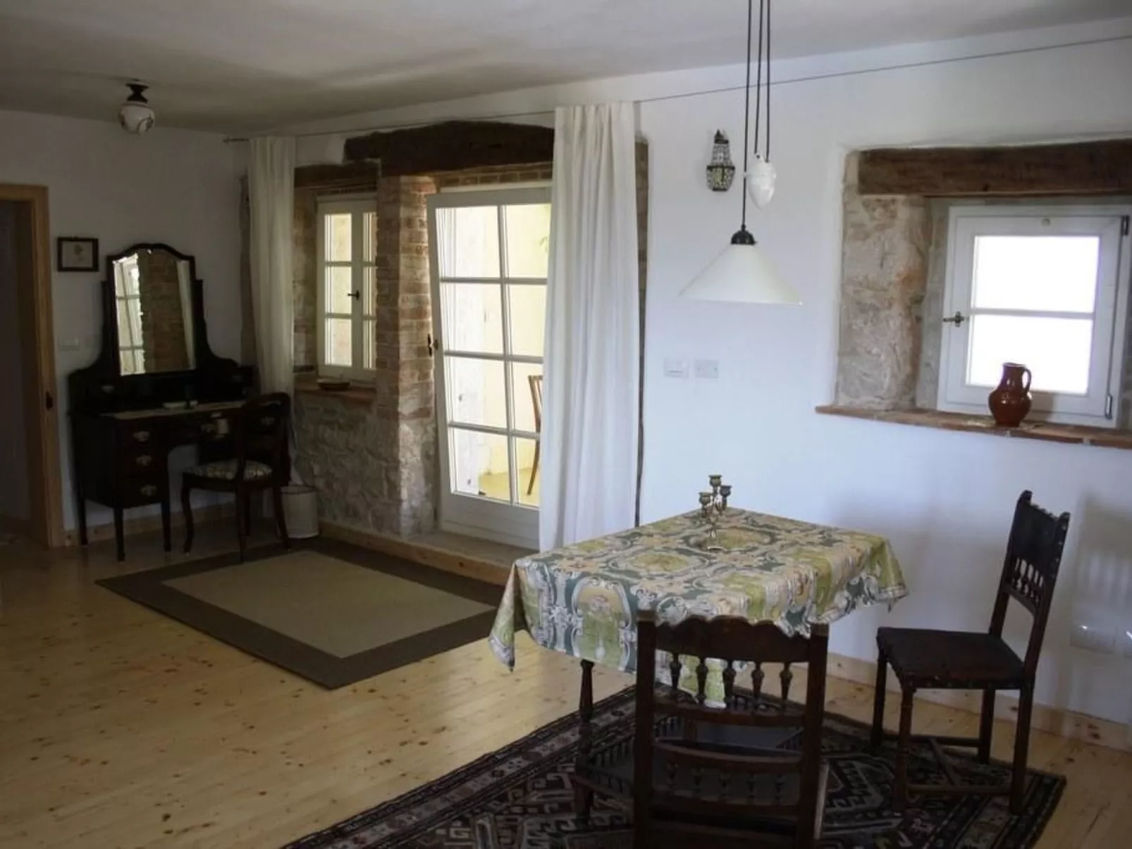 Terra Mirna-Image-tags.info