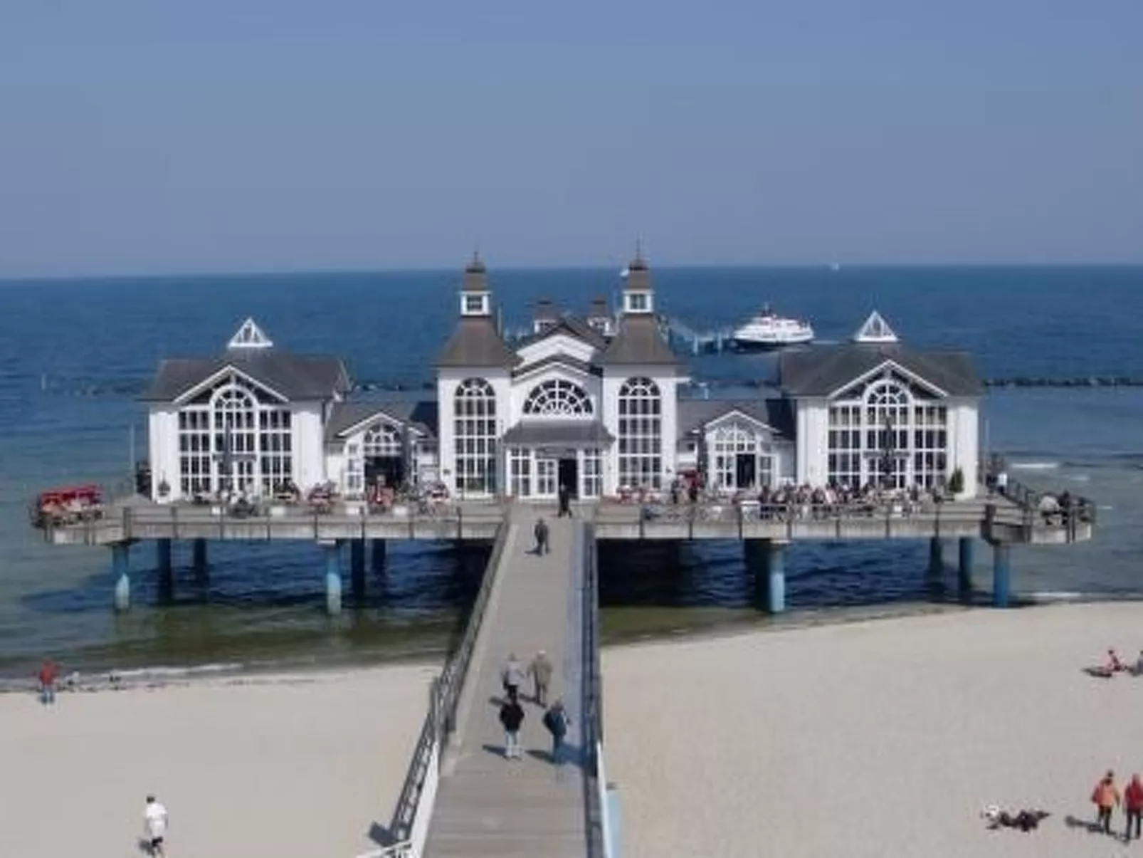 Villa Celia Sellin-Dedans