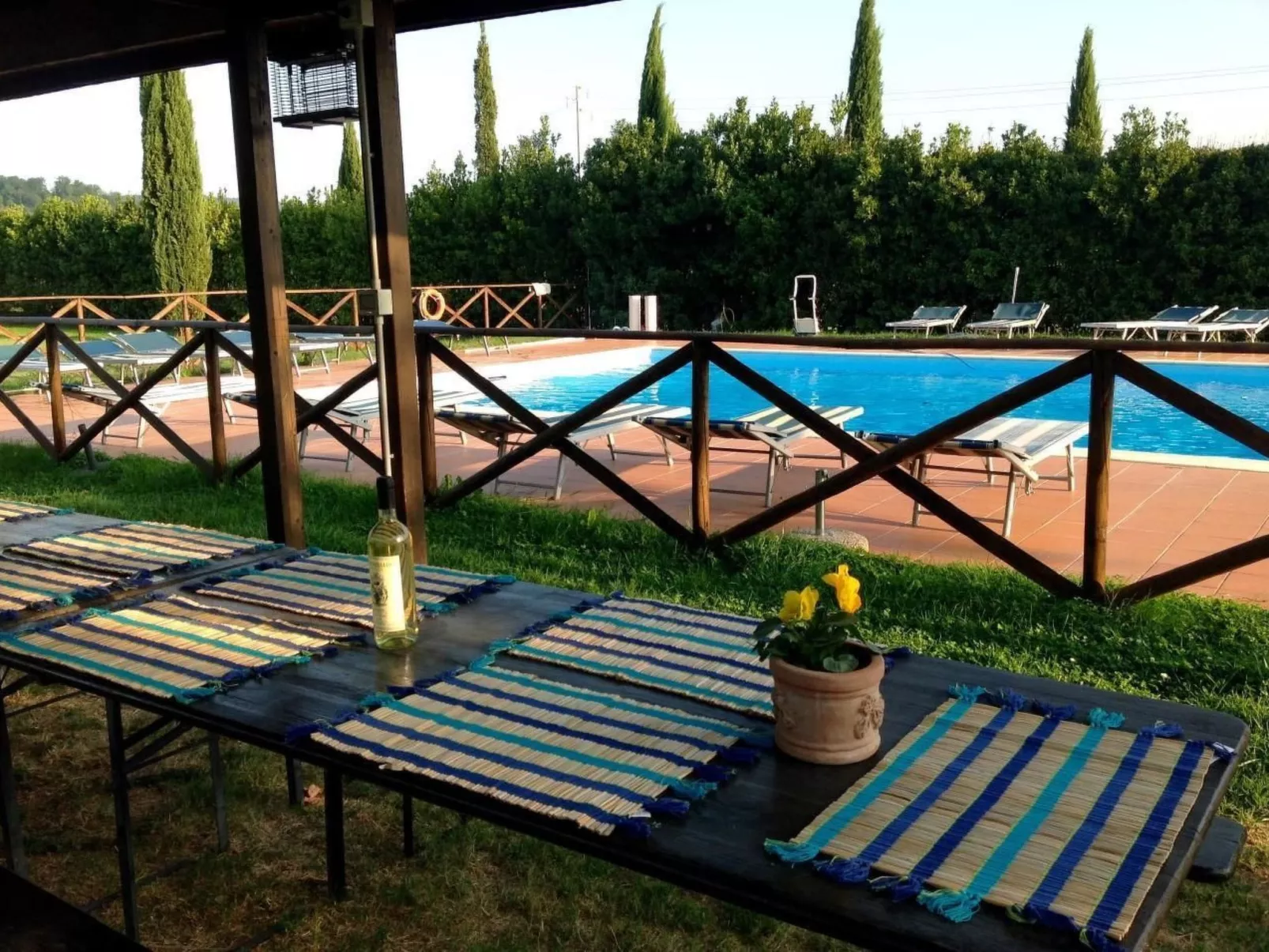 Drei-Zimmer-Wohnung in einem Bauernhaus im Zentrum der Toskana-Drinnen