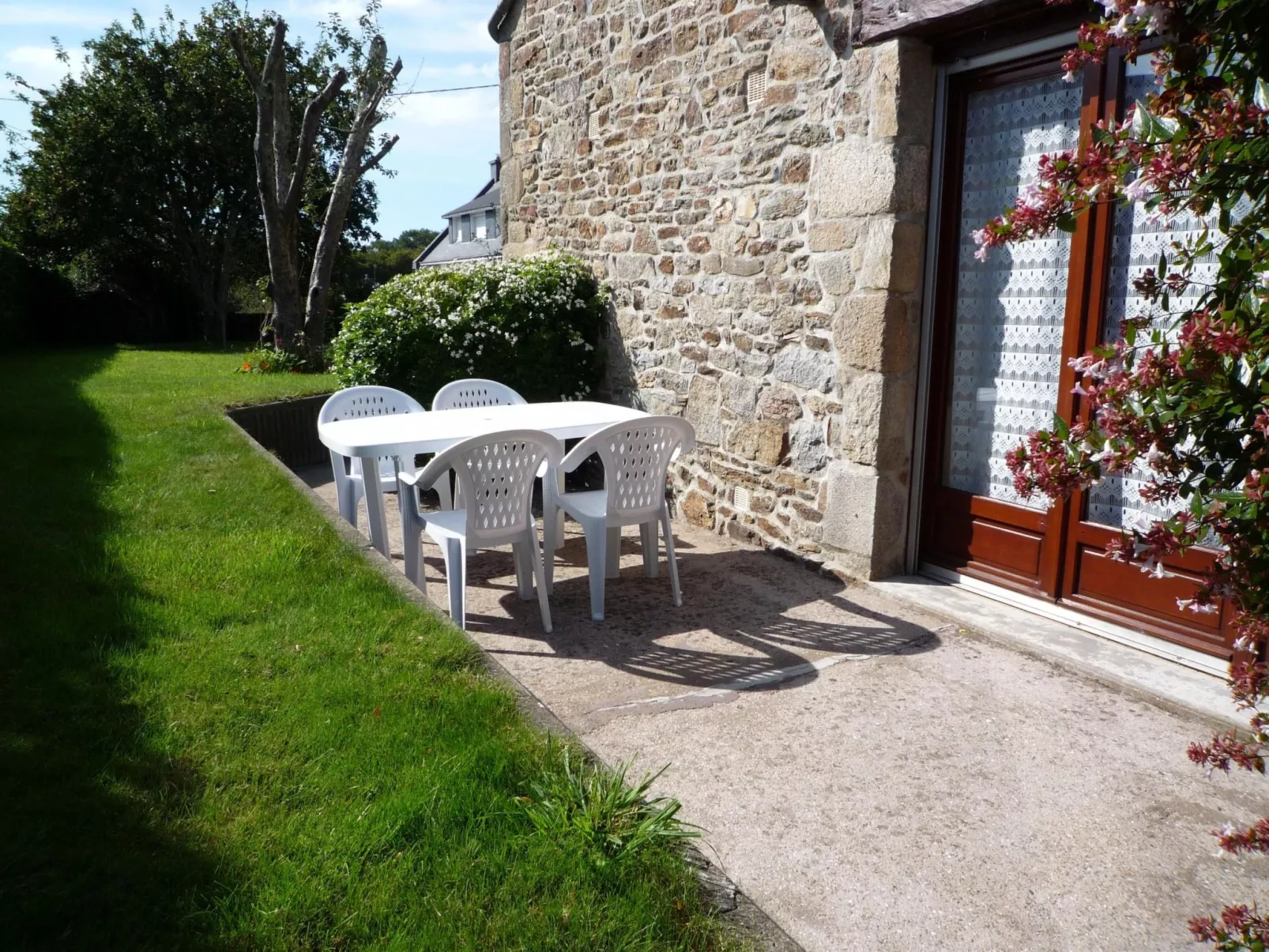 Eine kleine Oase der Ruhe am Meer-Dedans