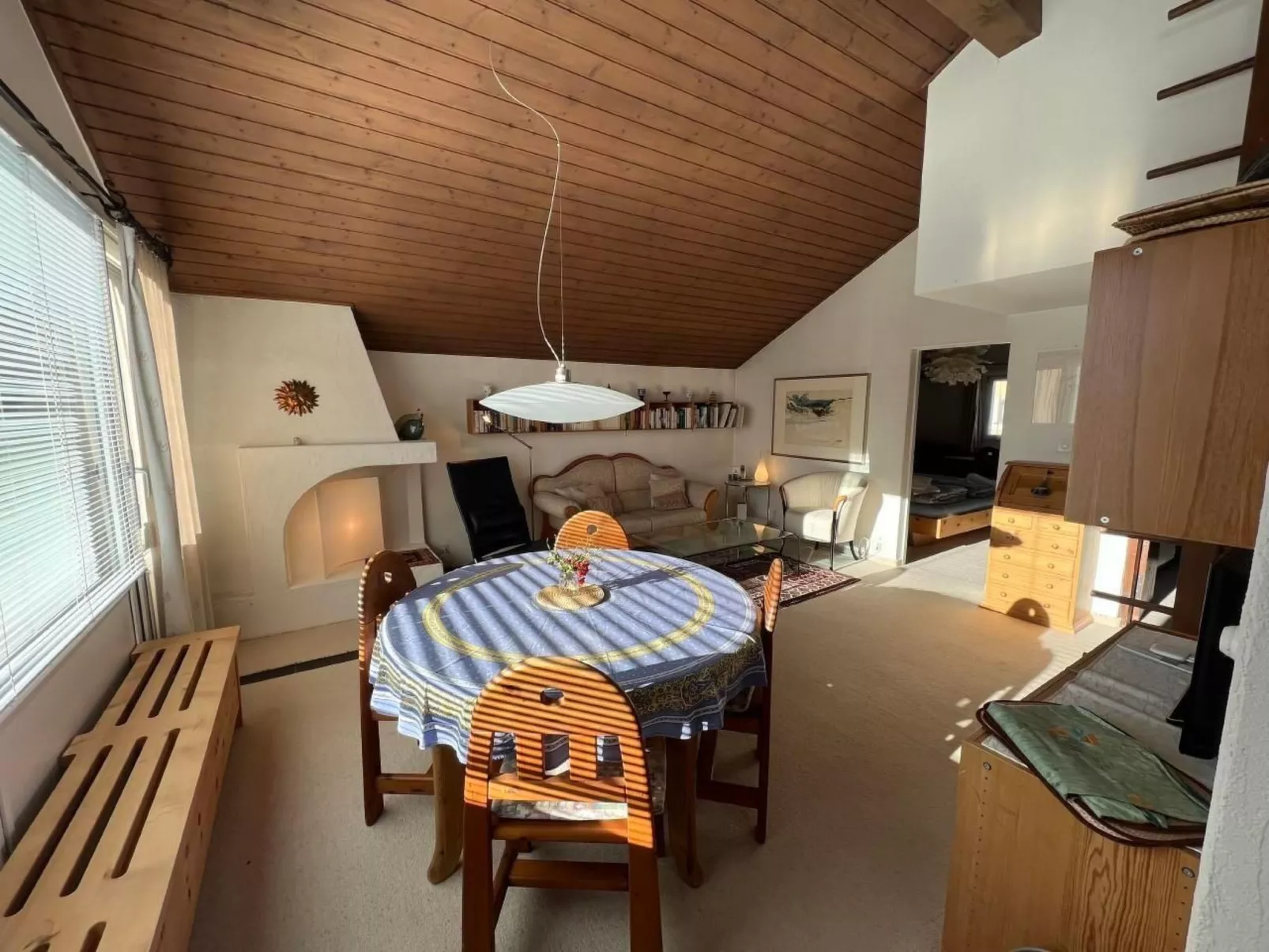 Chesa Arettas-Drinnen