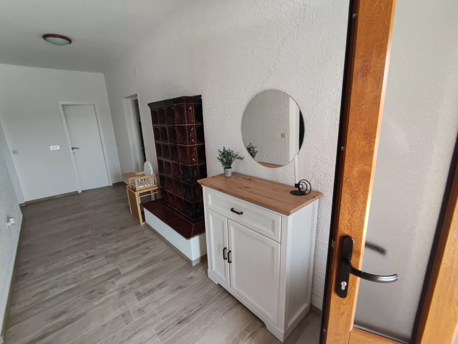 Angenehmes Haus in Posedarje mit großem Garten-Drinnen