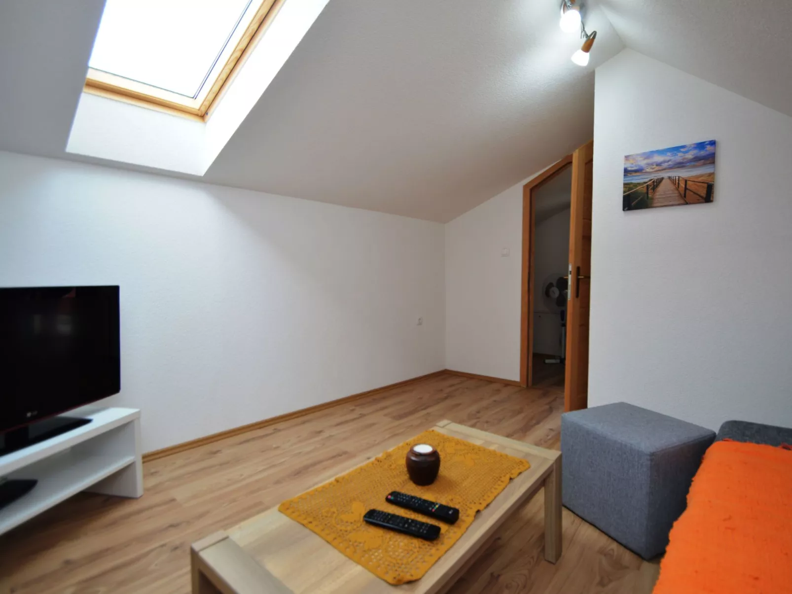 Mit Garten, Grill und Terrasse-Inside