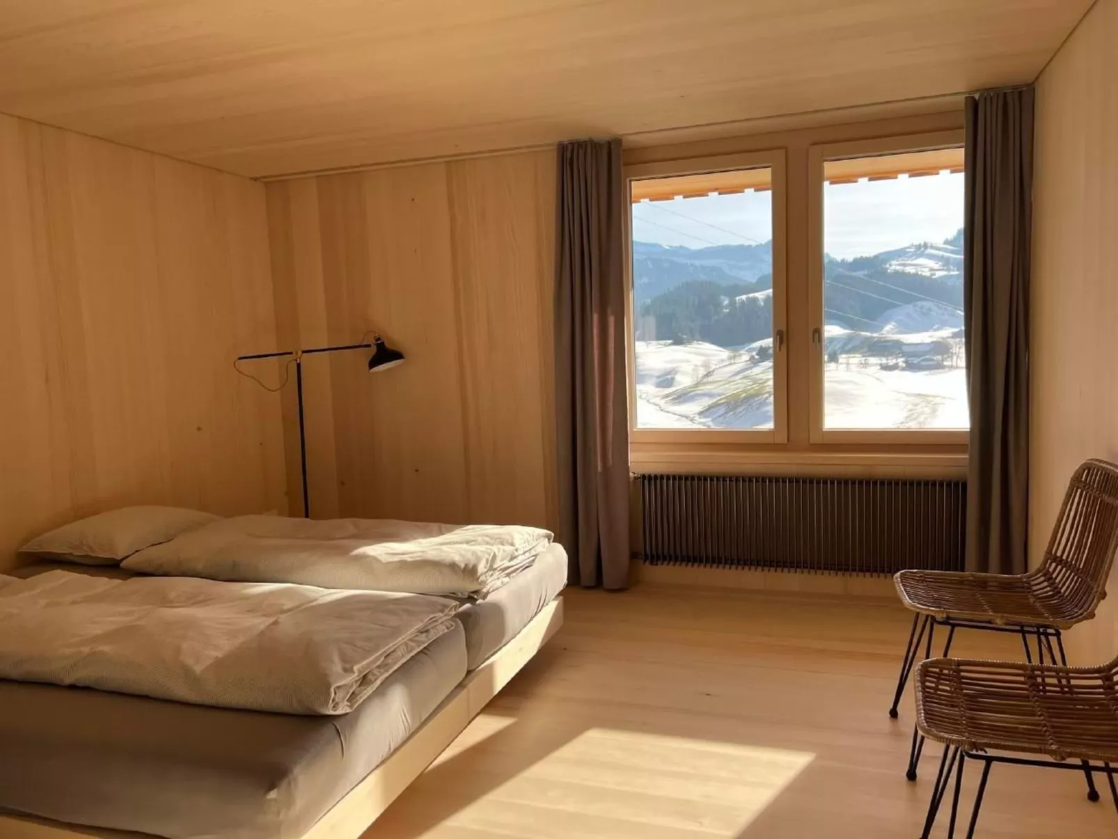 Binzberg-Image-tags.info