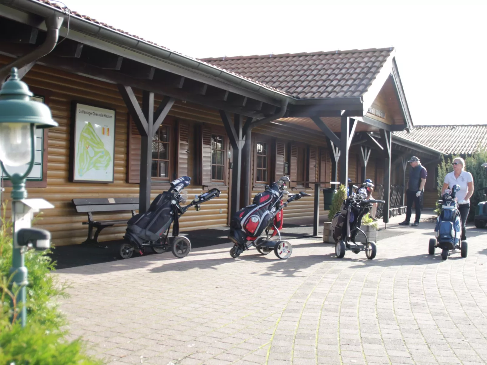 Cat'n'Boots Haus-Draußen