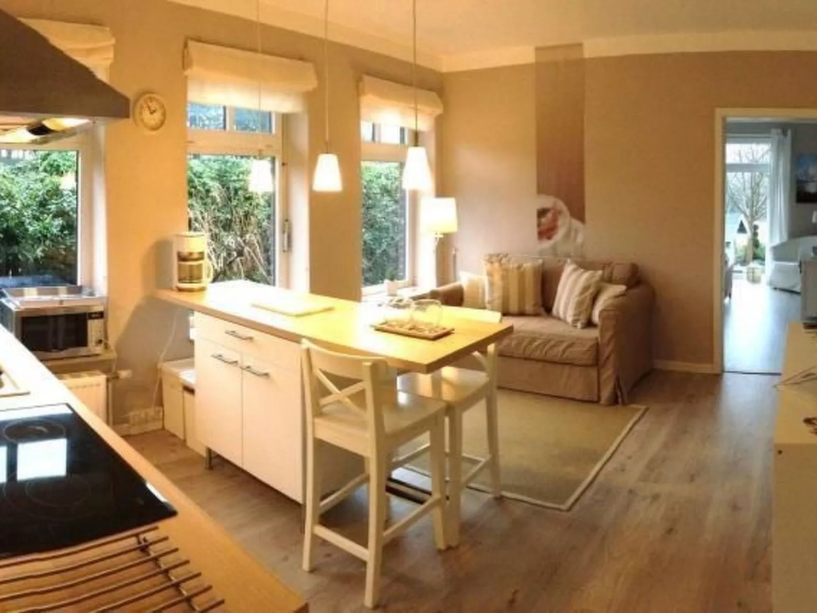 Mit Stellplatz mitten im Grünen-Inside