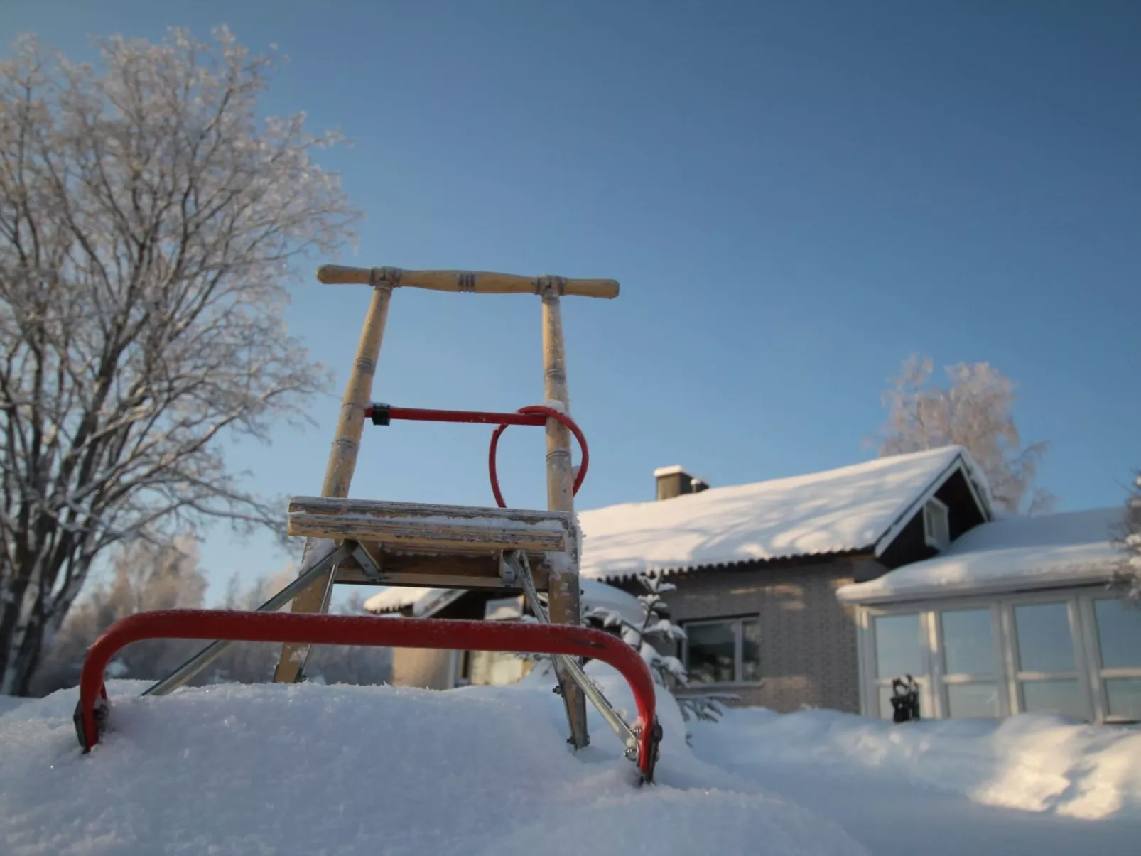 Anwesen mit eigenem Garten und Grill-Image-tags.info