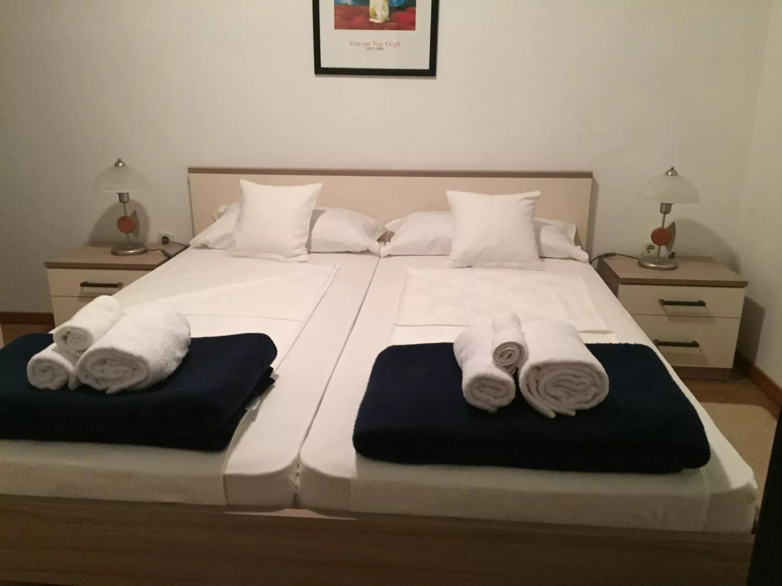 Modernes Ferienhaus in Dobropoljana mit Terrasse, Garten und Grill-Inside