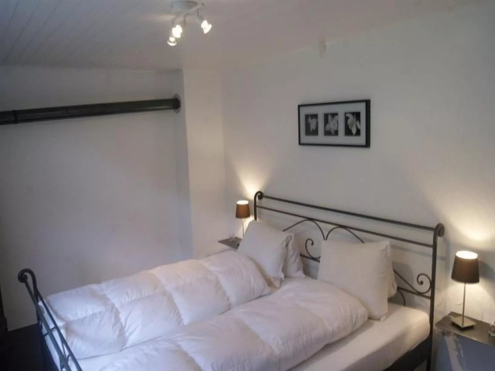 Charmantes 3.5 Zi Rustico-Inside