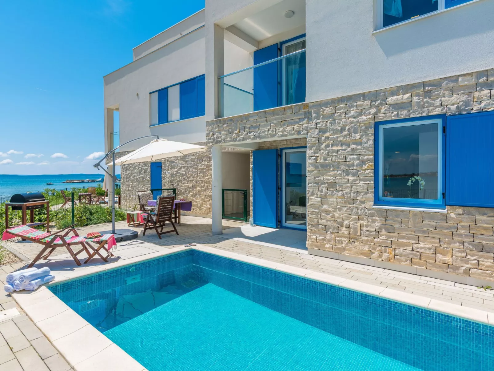 Villa Miri Jasmine - Draußen