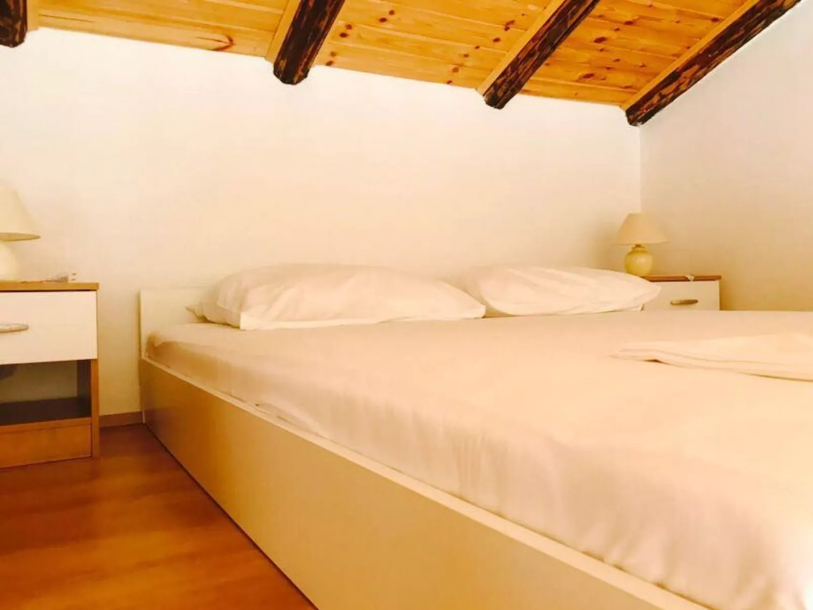 Dachgeschosswohnung auf zwei Etagen mit schönem Meerblick-Dedans