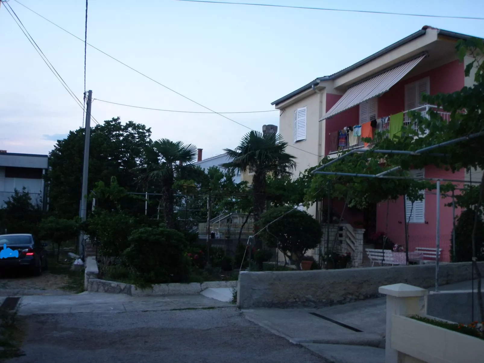 "App žardin" mit Balkon-Drinnen