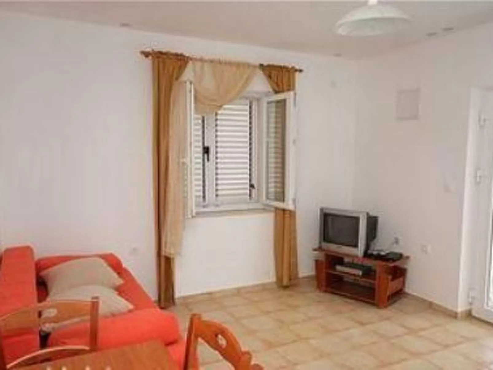 Kleines Apartment Emil Vanily-Image-tags.info