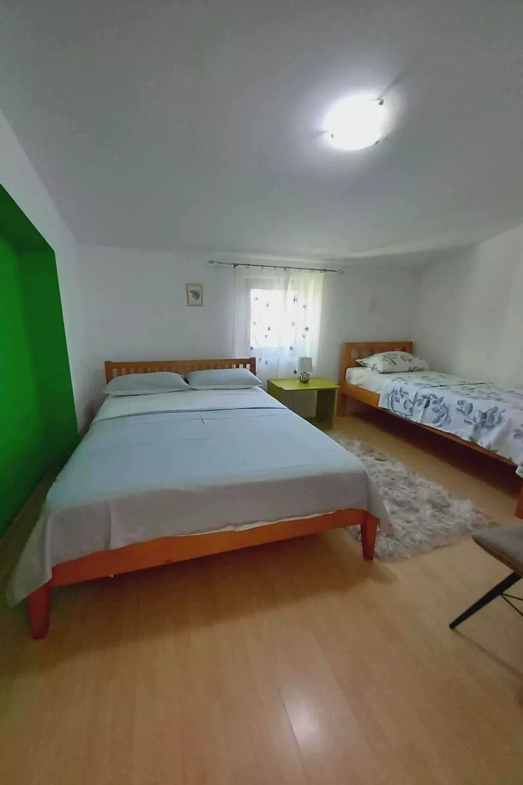 Wohnung mit Whirlpool-Drinnen