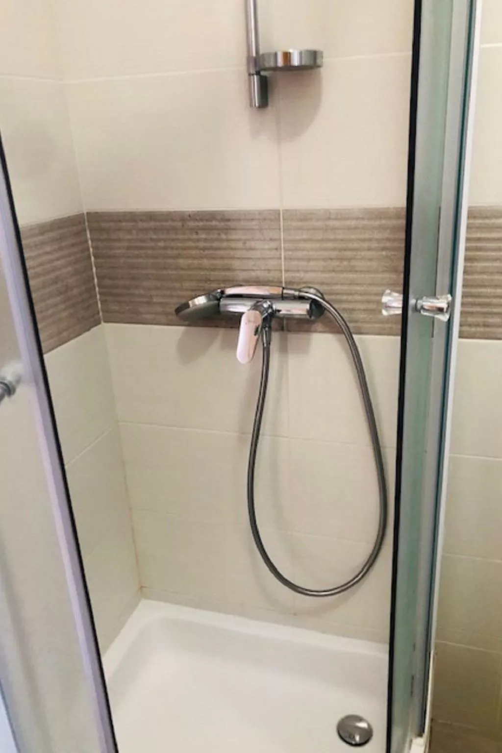 Für drei Personen-Inside