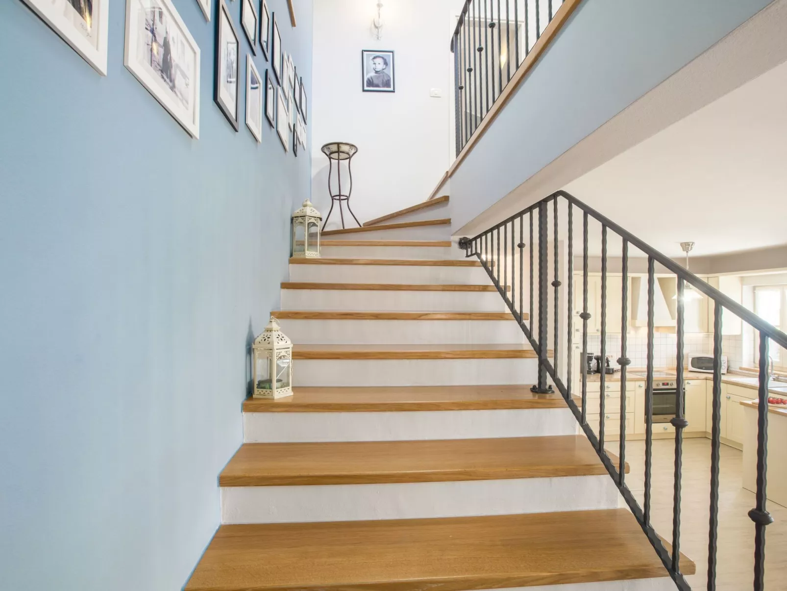 Villa mit Pool, Garten und Sommerküche-Inside