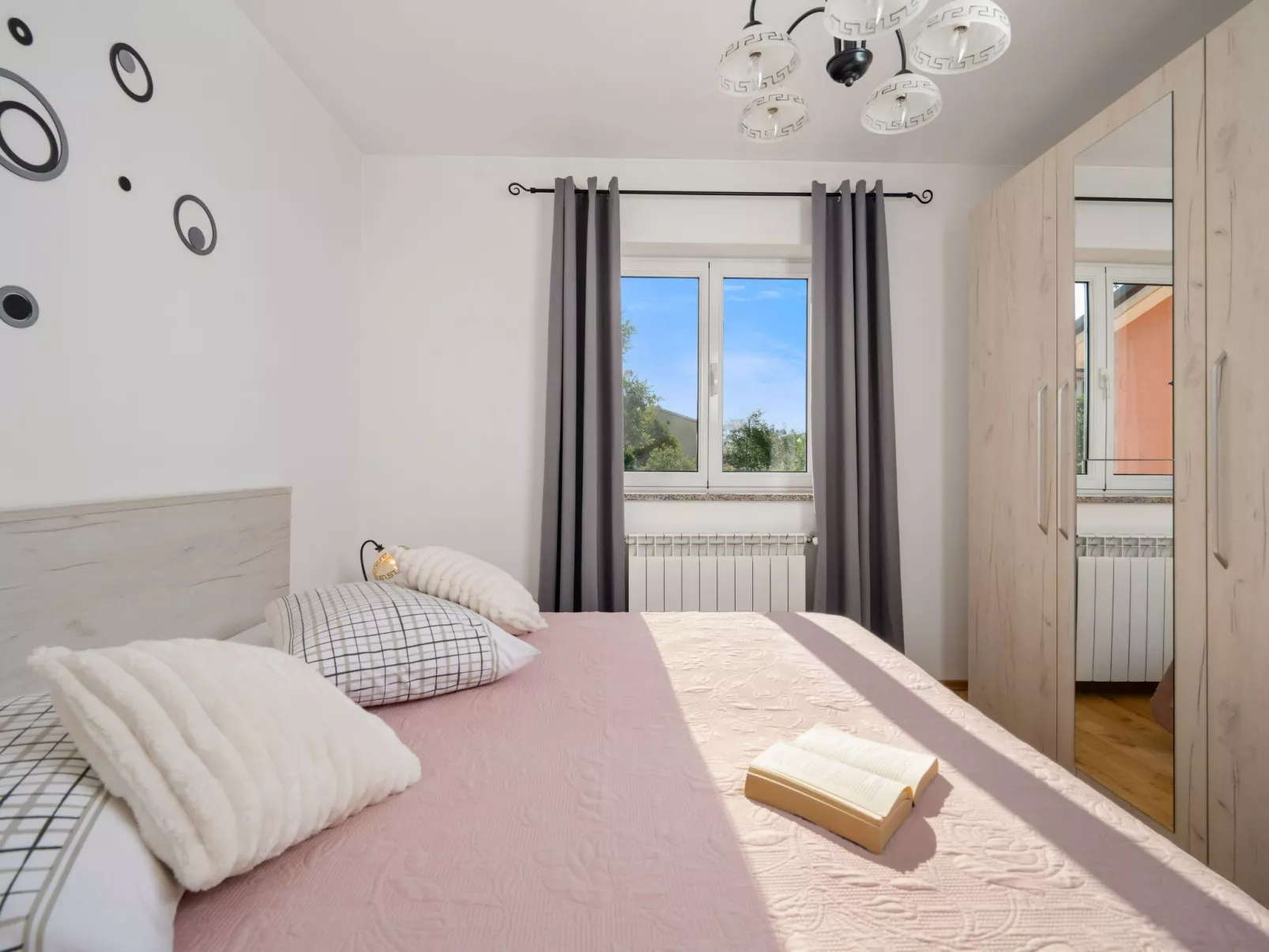 Haus Dodo, Oase im Grünen-Dedans