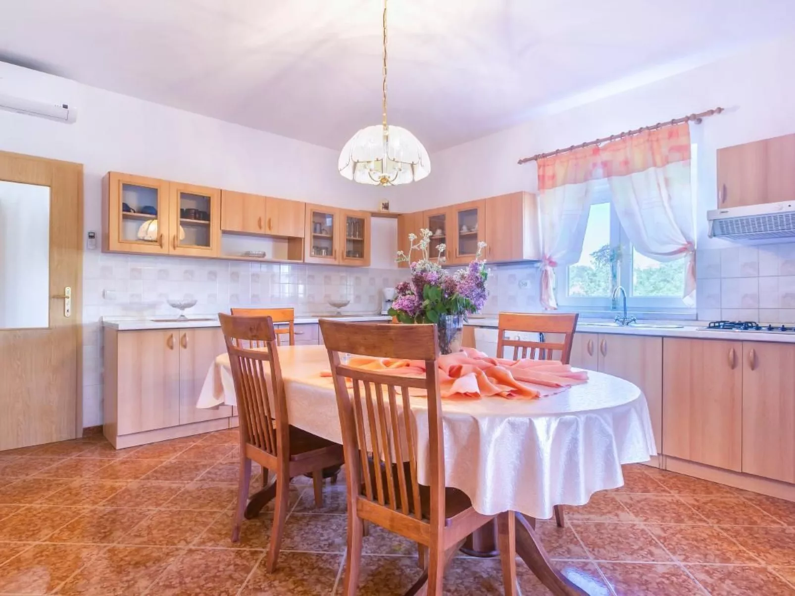 Für 5 Personen ca. 110 m&sup2; in Ližnjan, Istrien (Medulin und Umgebung)-Dedans