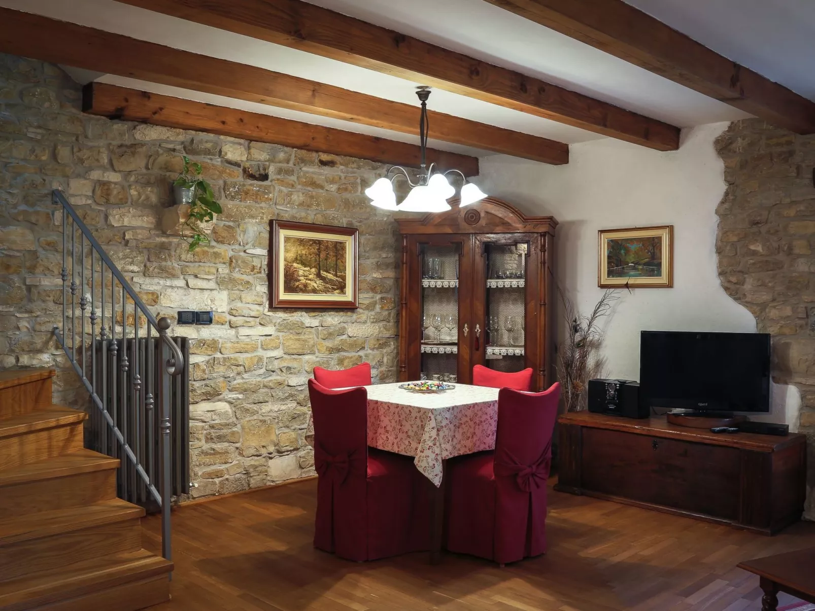 Mit privatem Pool-Dedans