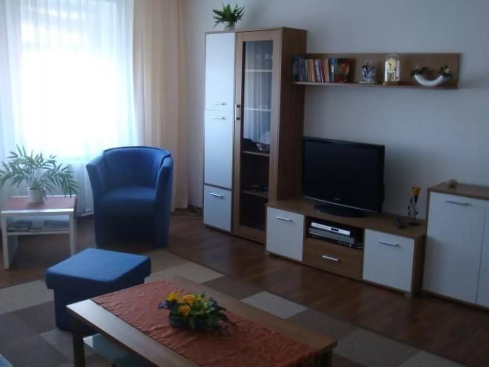 TOP-CityApartment-Inside