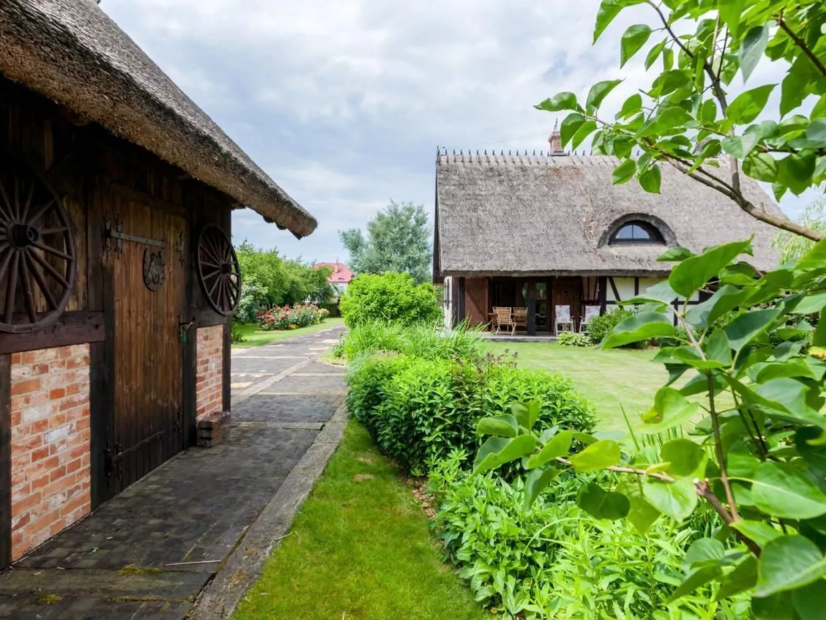 In Gąski mit Gepflegtem Garten-Dedans
