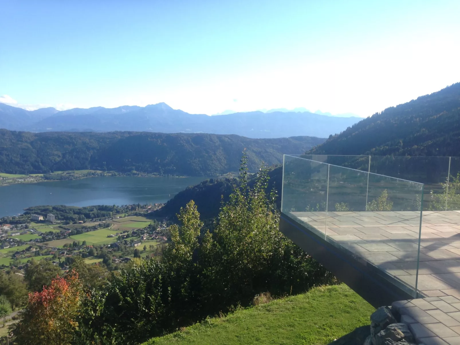 Appartement mit herrlichem Berg- und Seeblick-Outside