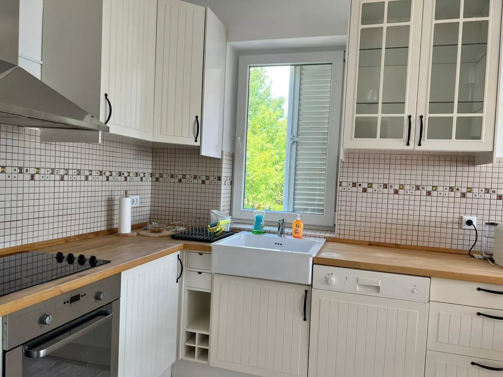 Appartement mit Terrasse-Drinnen