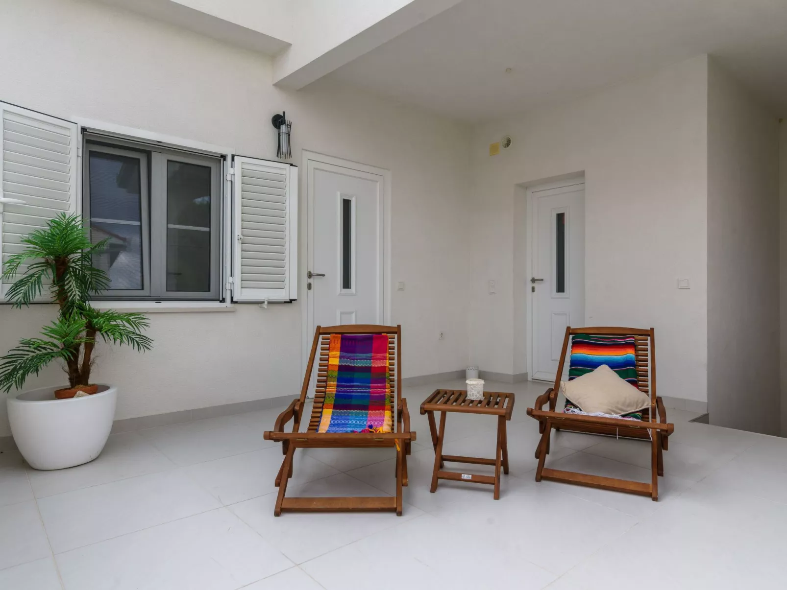 Finca mit Blick auf das Wasser-Dehors