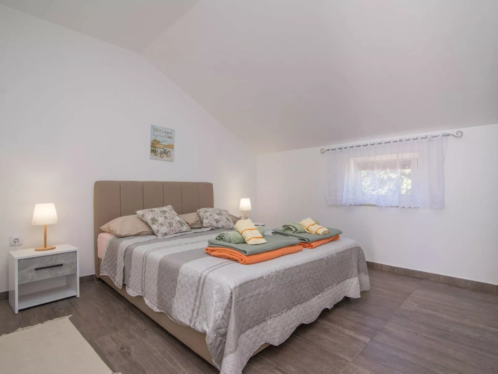 Tia Appartement mit Meerblick-Image-tags.info