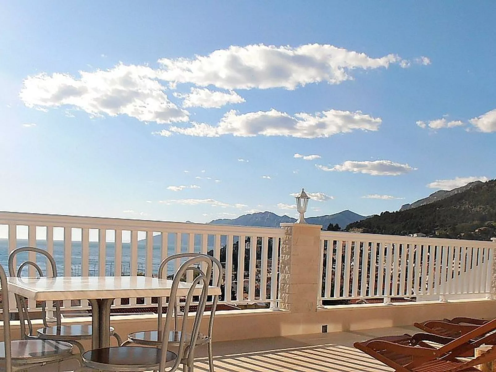Strandnahe Ferienwohnung mit tollem Ausblick-Inside