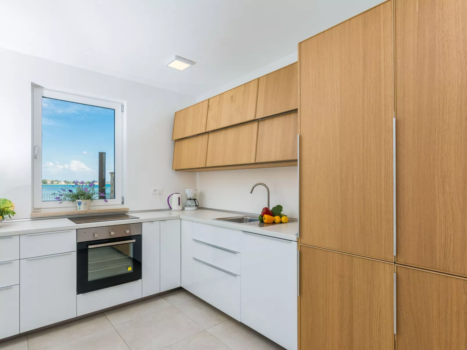 Ferienvilla "Miri Orchid" mit privatem Pool-Dedans