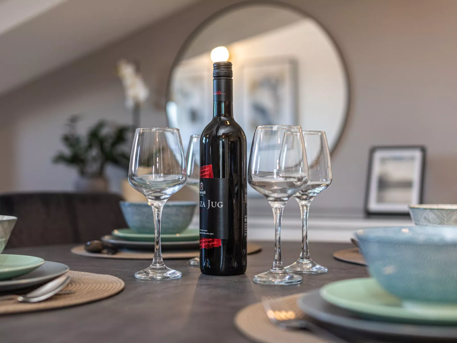 App mit Meerblick und Pool für 2-4 Personen-Drinnen