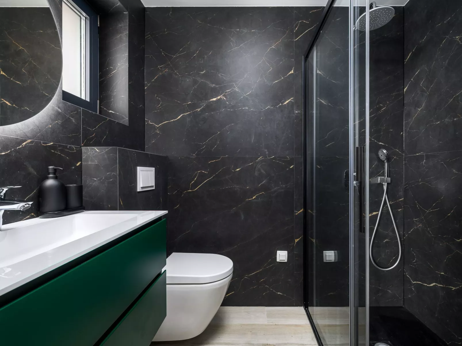 Luxuriöses Penthouse Viki mit Meerblick-Drinnen