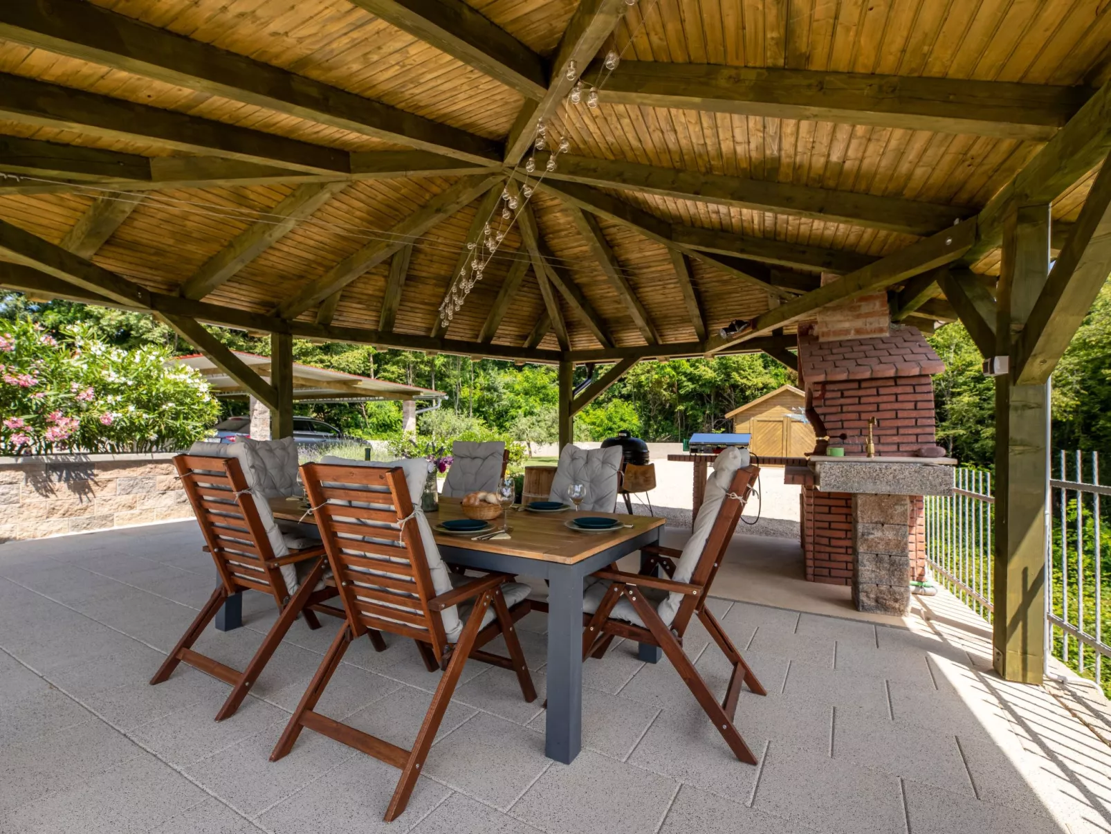 Vila Ema mit Meerblick - Dehors