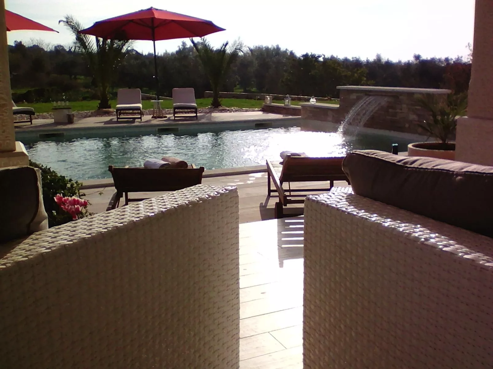 Elegante und komfortable Villa mit Salzwasserpool, Whirlpool und Sauna, umgeben-Inside