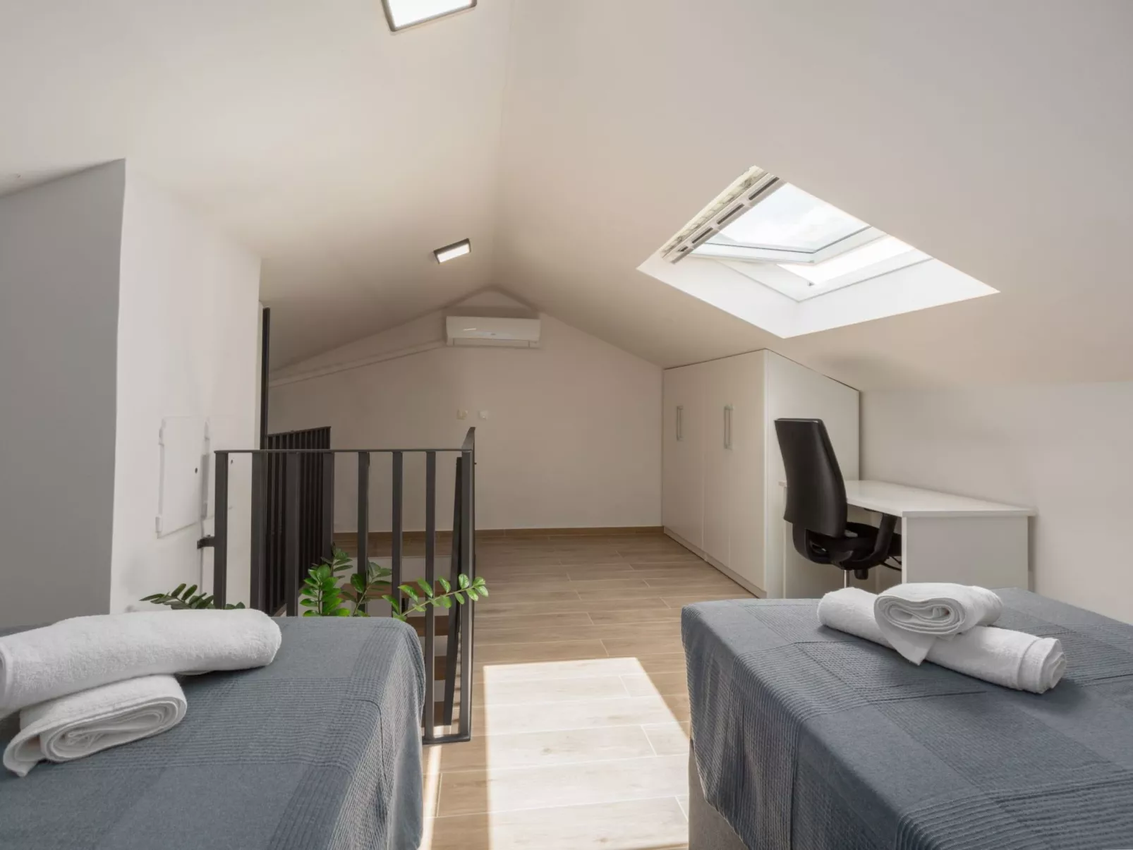 Luka Premium-Image-tags.info