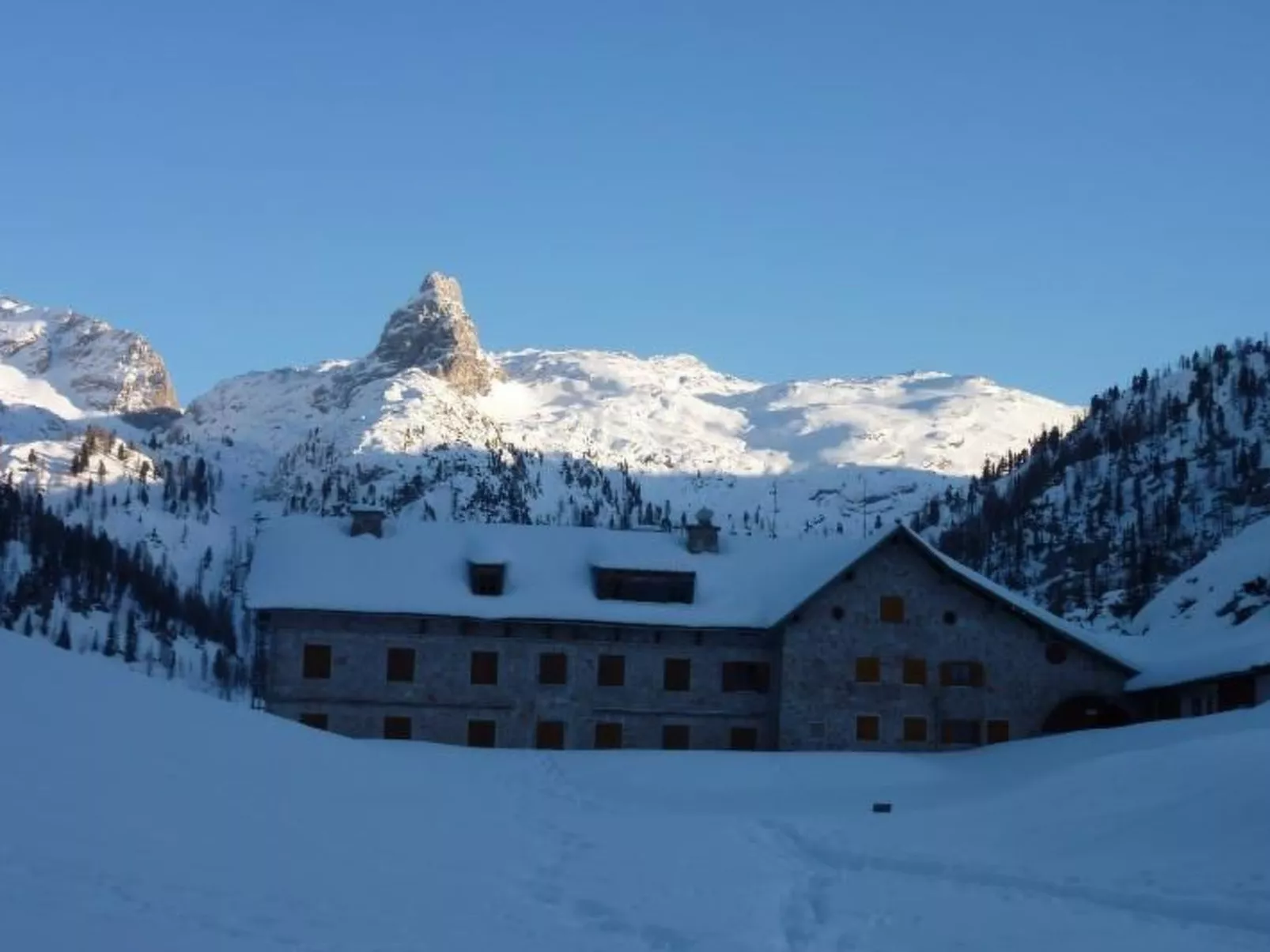 Mit Balkon in guter Ausflugslage-Outside