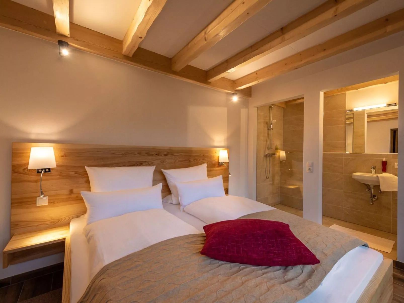 Luxuschalet im Forstgut - Raum für wertvolle Zeit-Drinnen