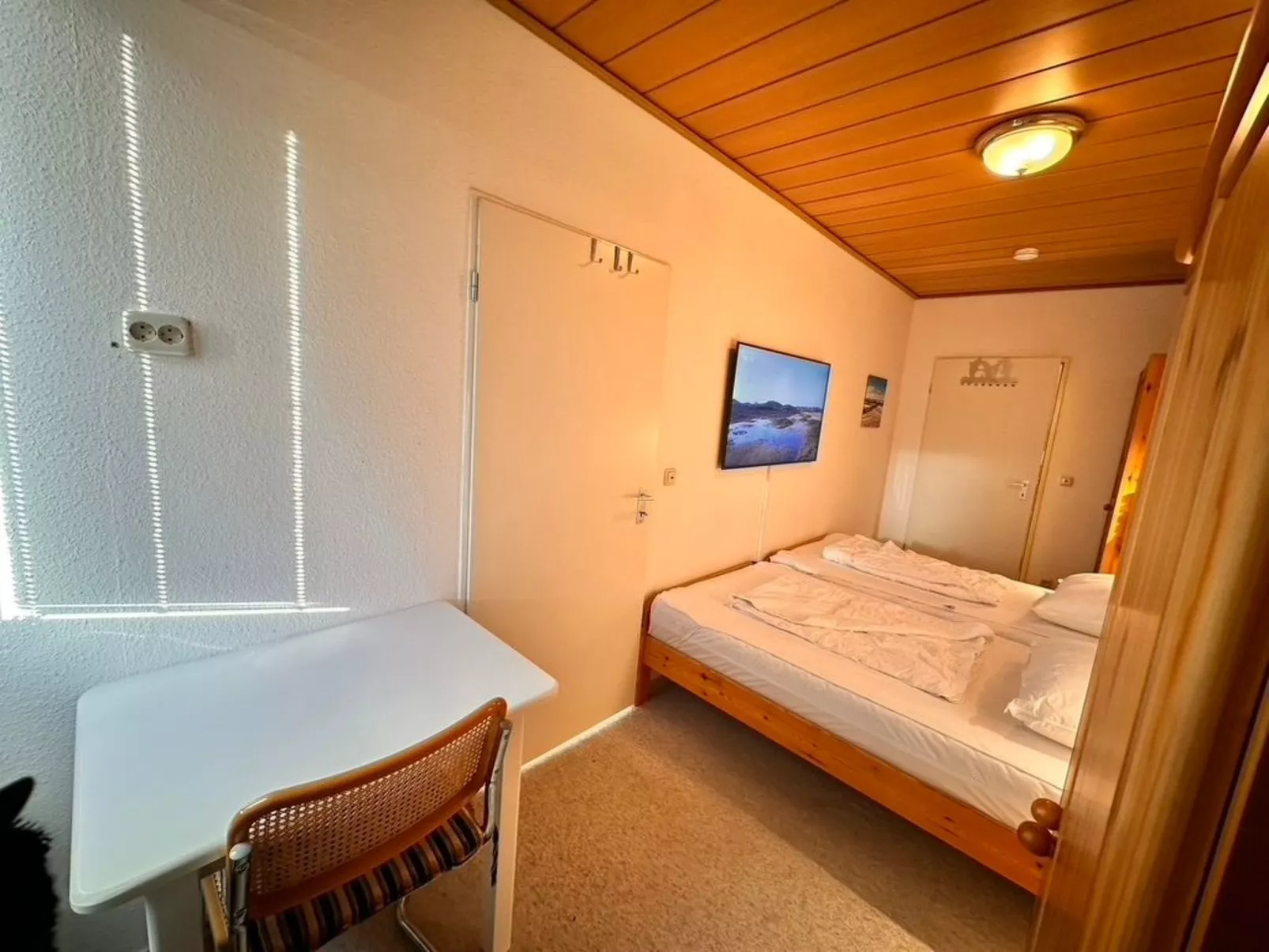 Südbalkon mit Meerblick-Drinnen