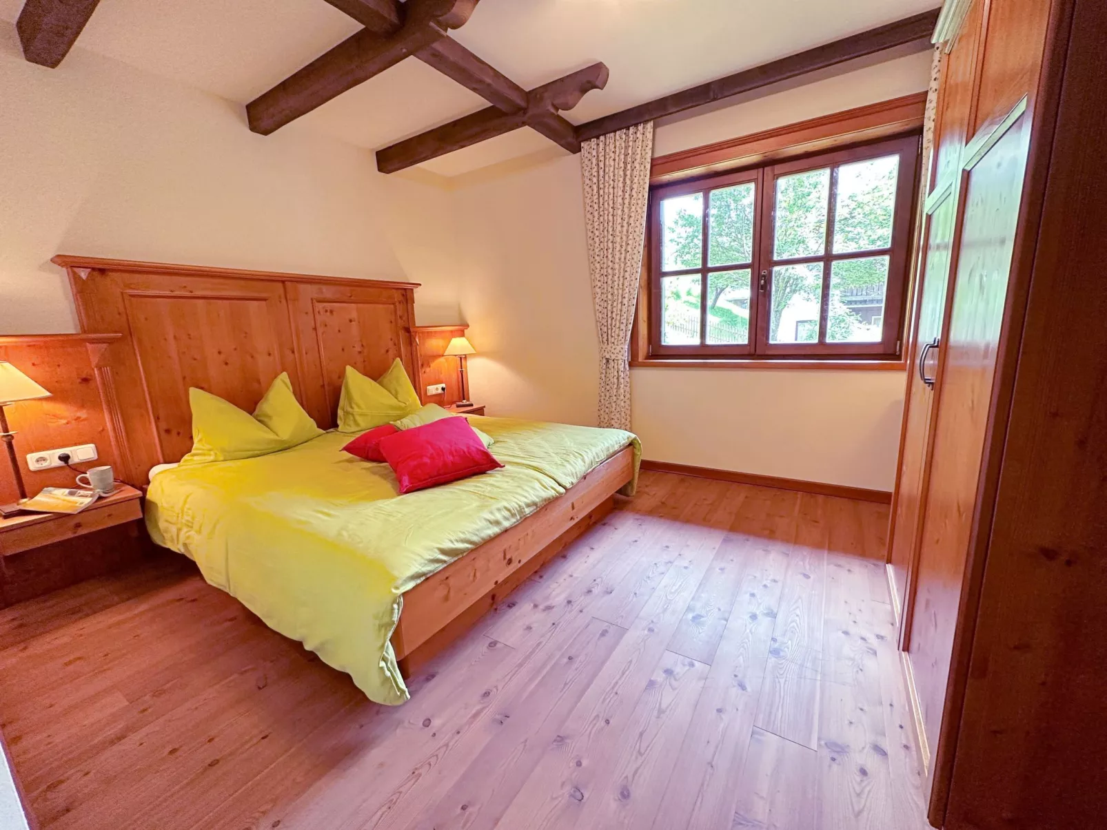 Wasserfal top 2-Inside