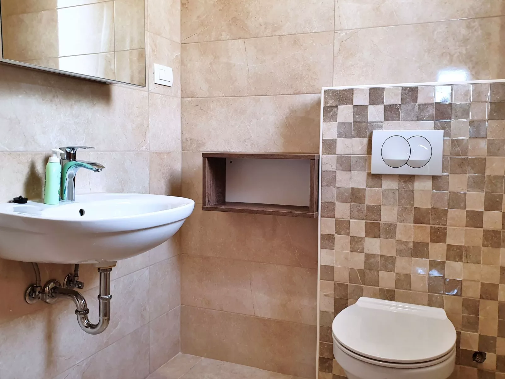 Apartment Rebeka-Dedans