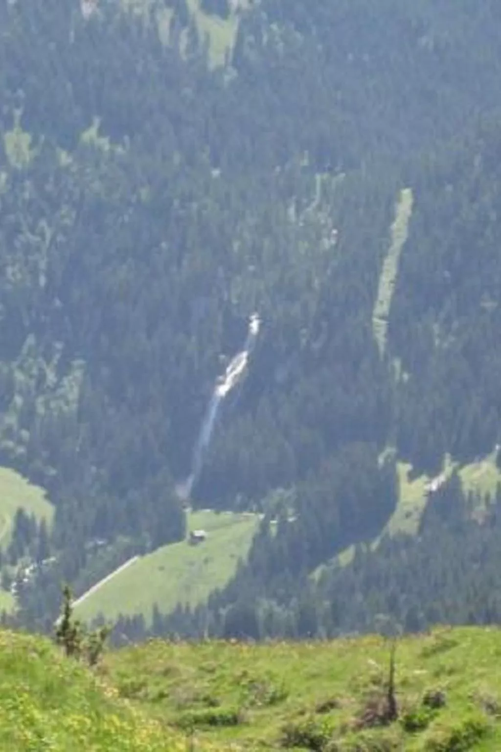 Chalet mit Bergblick-Image-tags.info