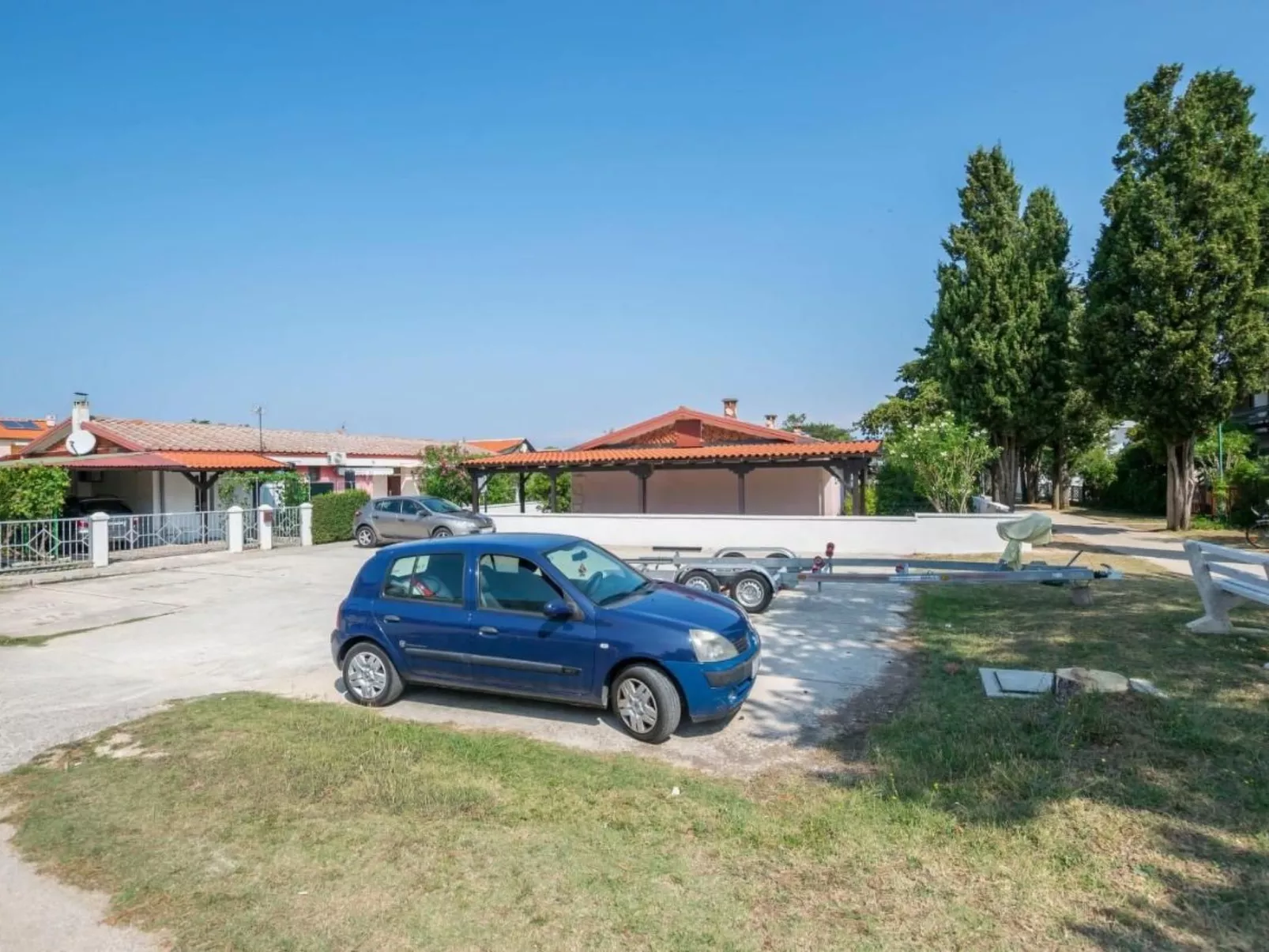 Wohnung "Mira" direkt am Strand-Draußen