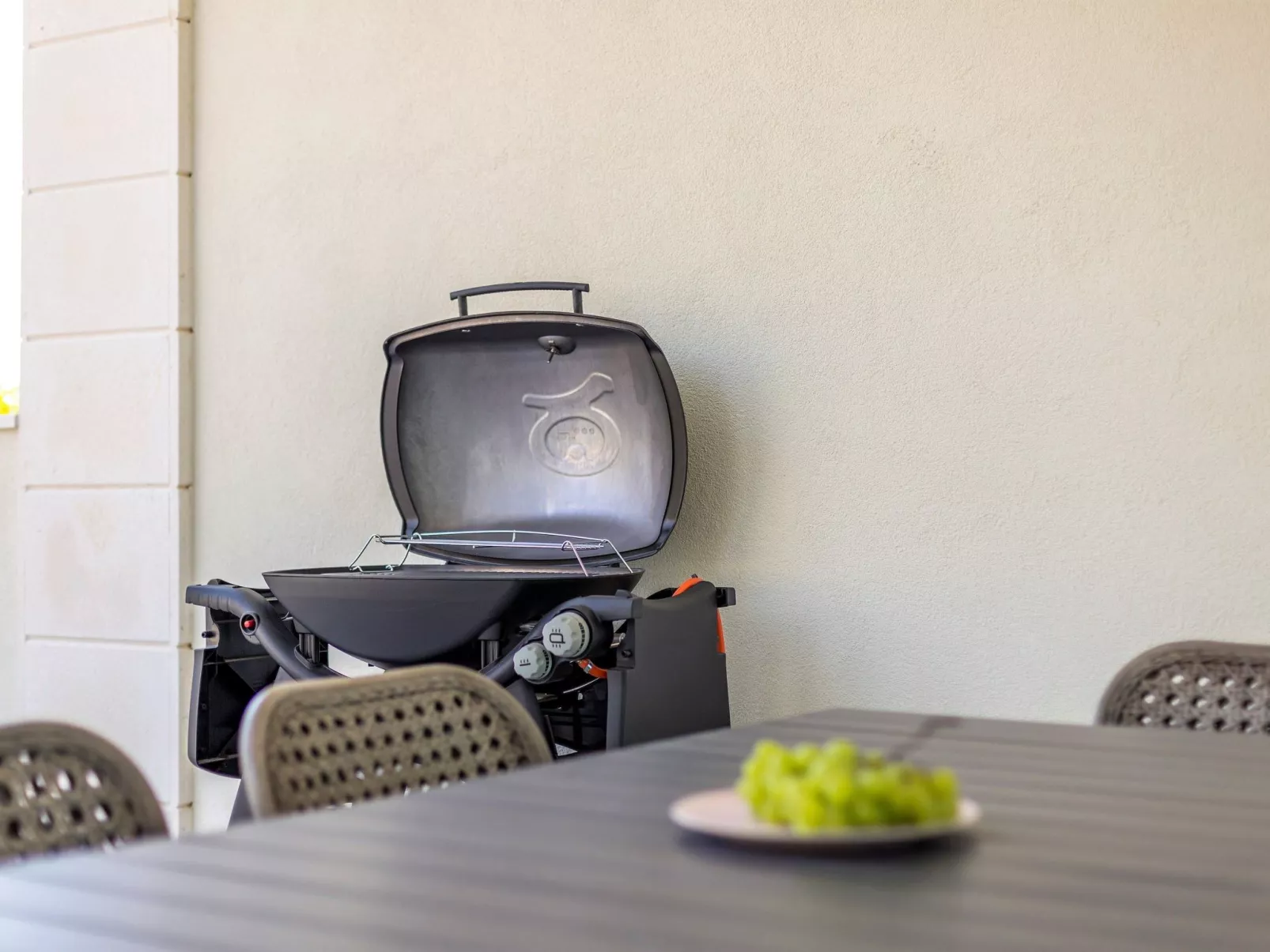 Luxus-Apartment mit Whirlpool-Draußen