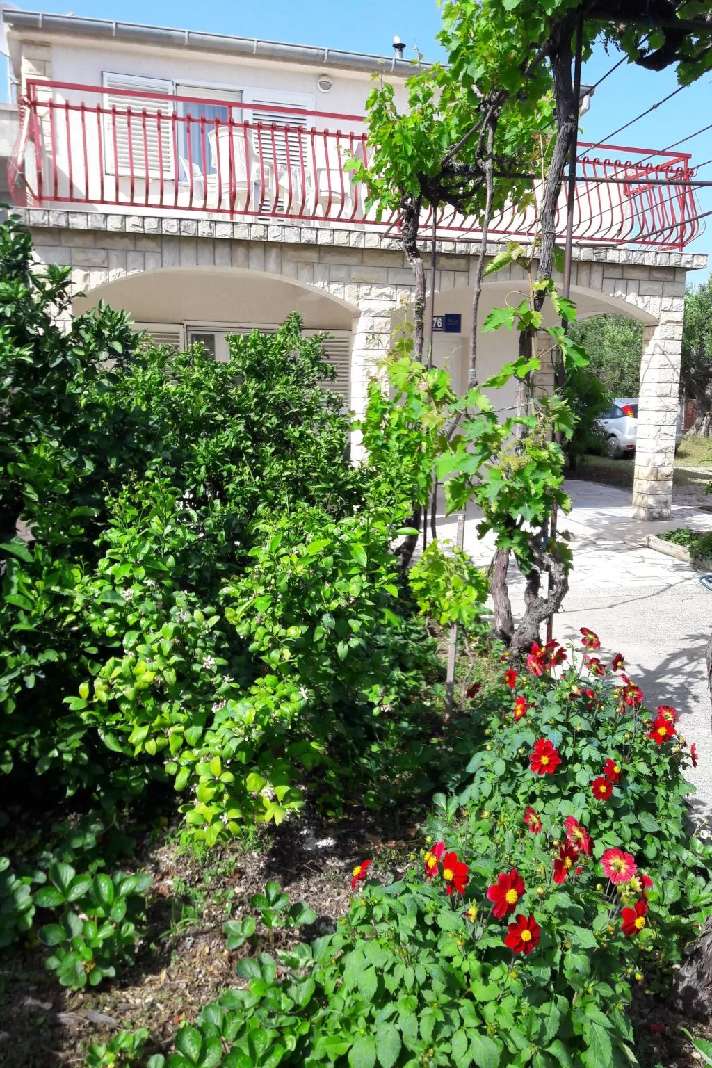 "Biserka" direkt am Strand-Dehors