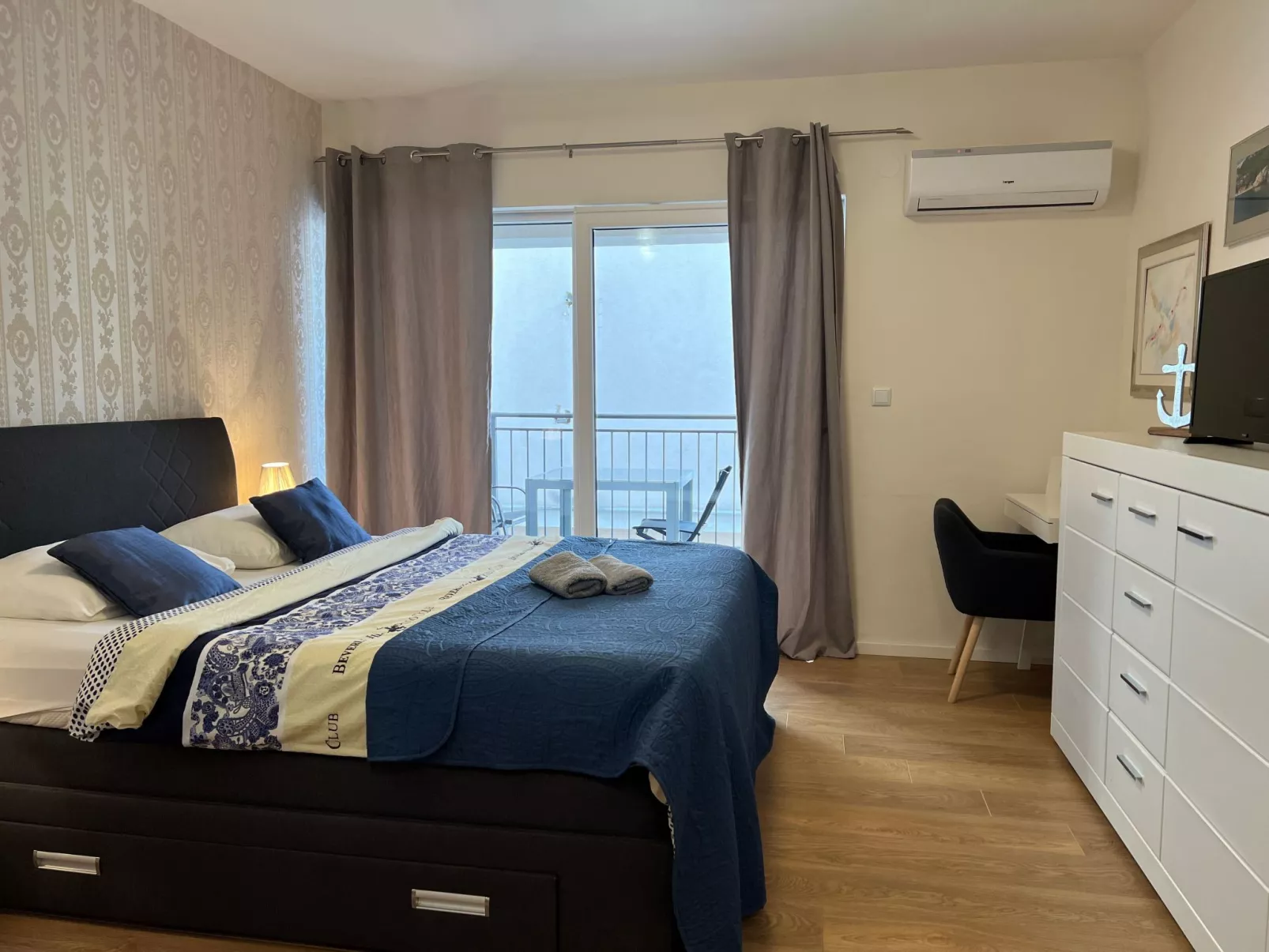 Studio-Wohnung am Meer Marina Mel-Drinnen