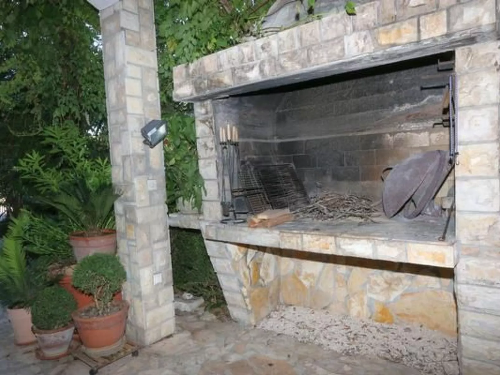 Mit privater Terrasse-Draußen