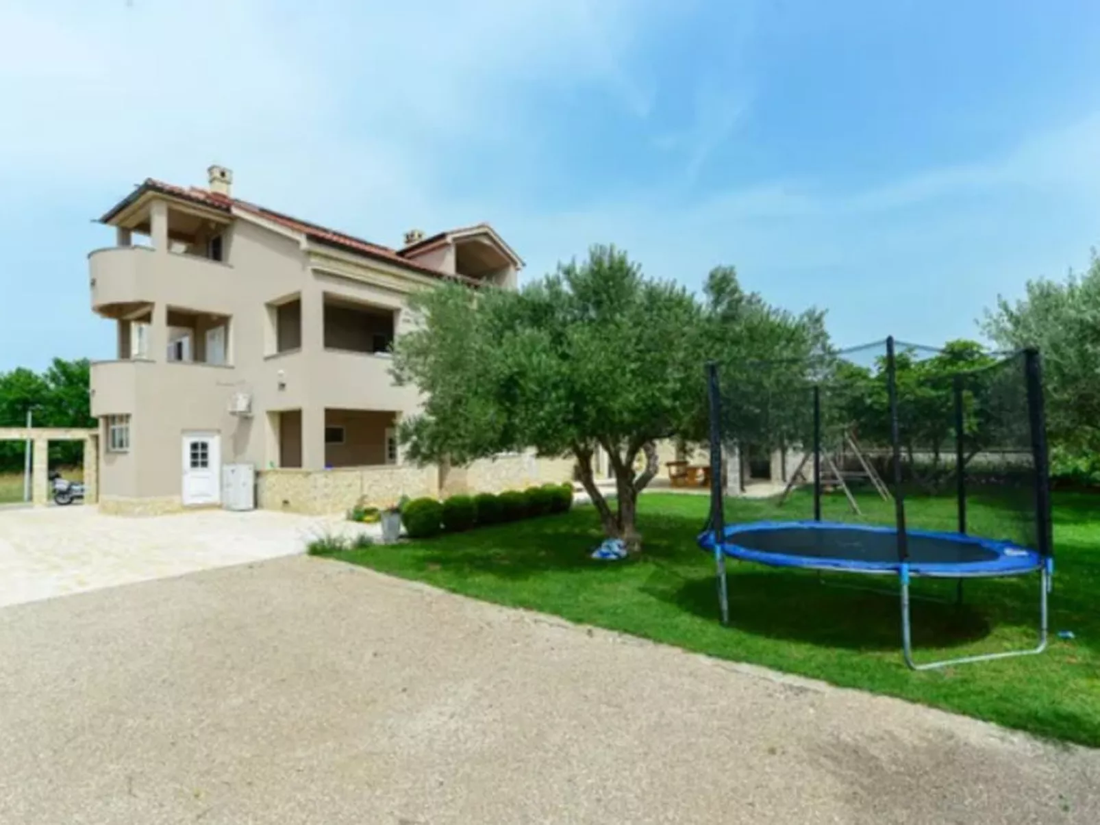 Wohnung Kim Red -von TA Leut Agency-Draußen