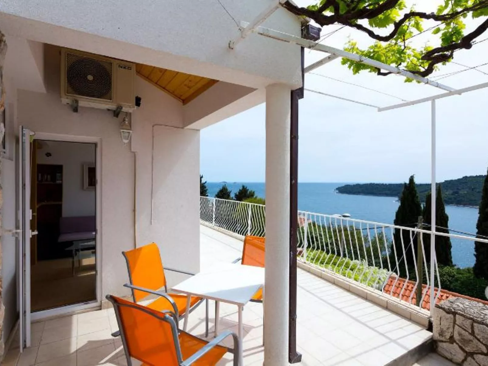 Charmantes Studio mit Meerblick-Outside