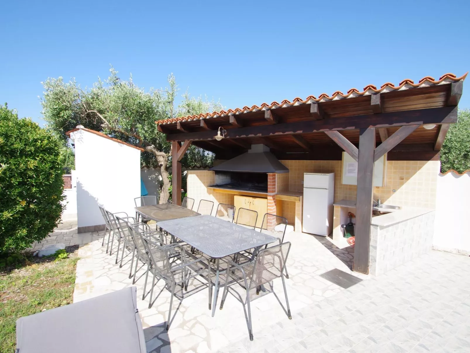 In Banjole mit Gemeinschaftspool-Inside